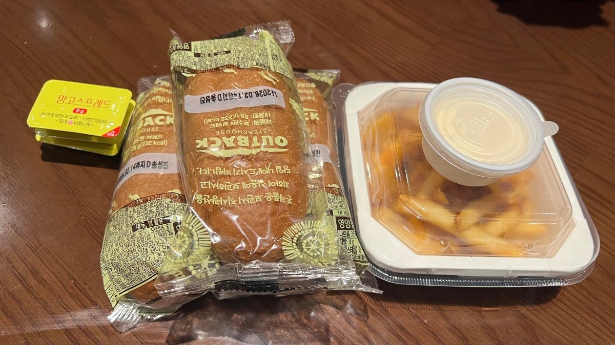 elee_맛집 | 소중한 사람과 함께한 아웃백, 따뜻했던 주말의 기록 food